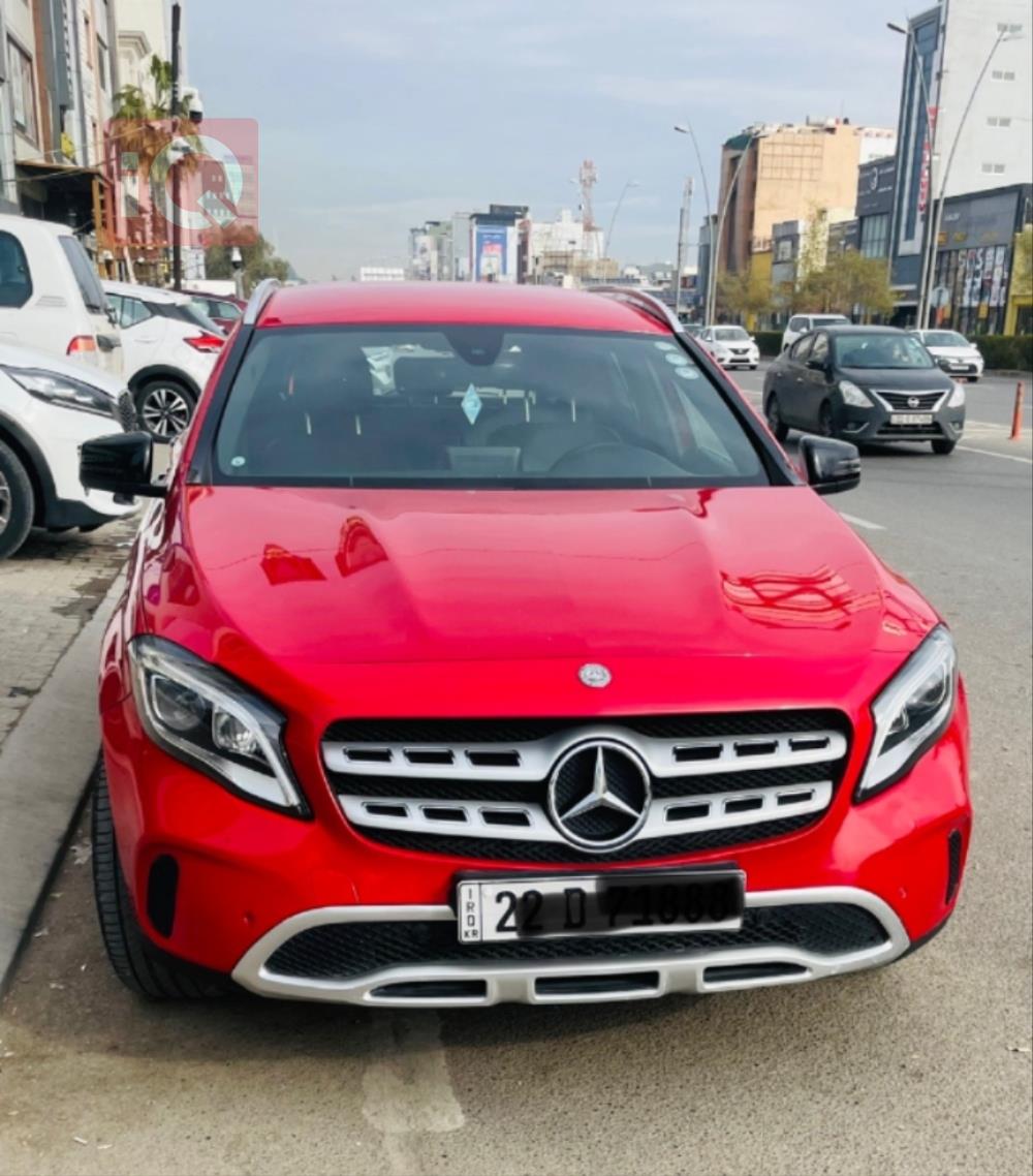 مرسيدس بنز GLA